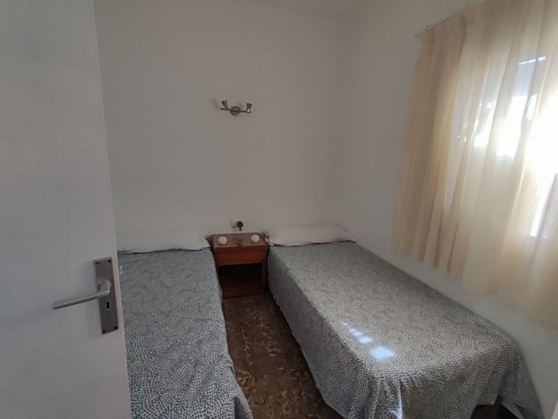 INVIERNO: Chalet de una sola planta con jardín y terrazas en Sa Ràpita --- CH 01