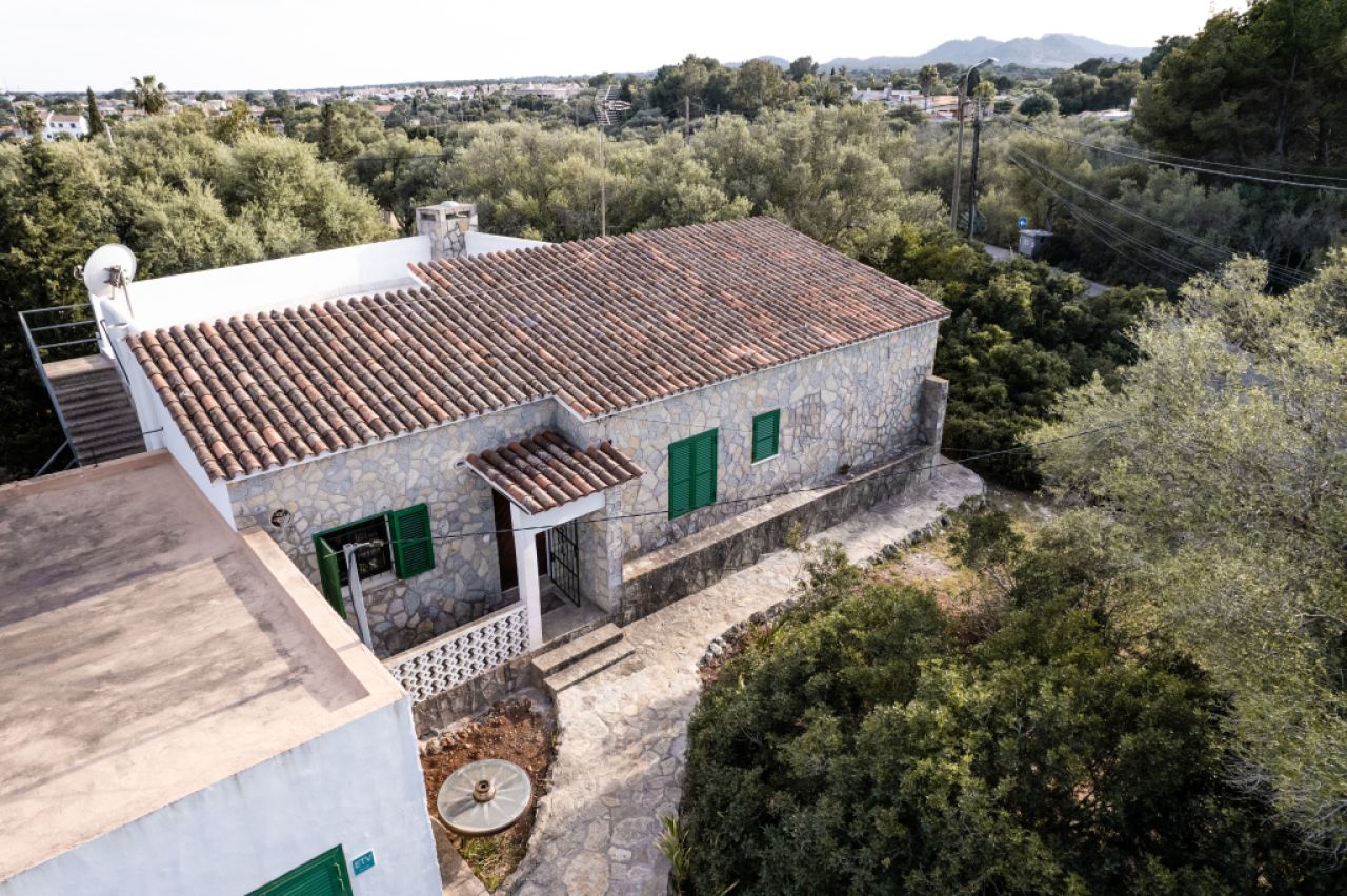 Winter: Single-storey chalet with heating, garden and terraces in Cala Murada --- CH 13 WT