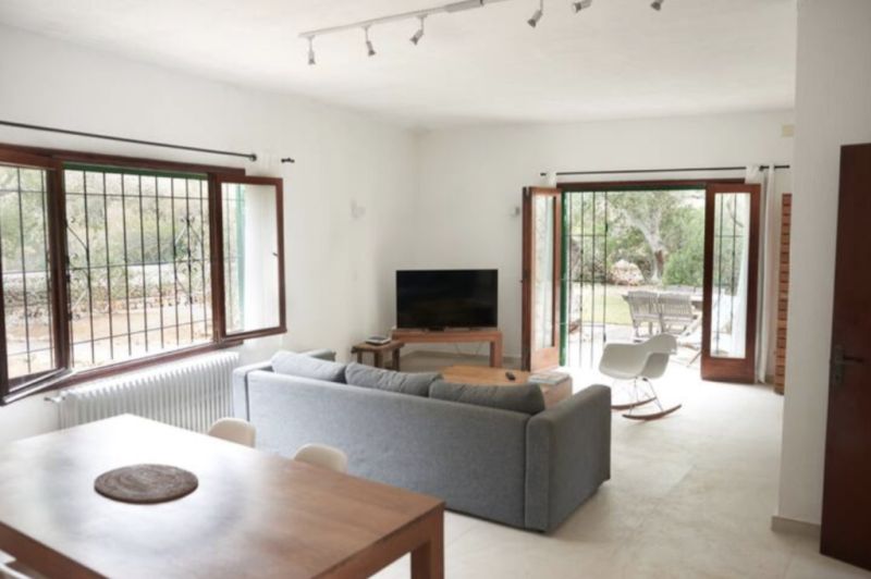 Winter: Ebenerdiges Chalet mit Heizung, Garten und Terrassen in Cala Murada --- CH 13 WT