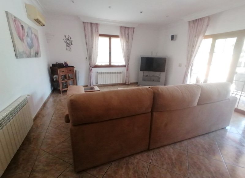 Winter: Single-storey chalet with oil central heating and garden in a quiet location of Porto Colom 