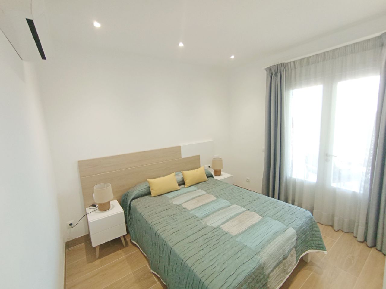 WINTER: Elegant and large finca with dream views and heating near Porreres --- F 36 WT