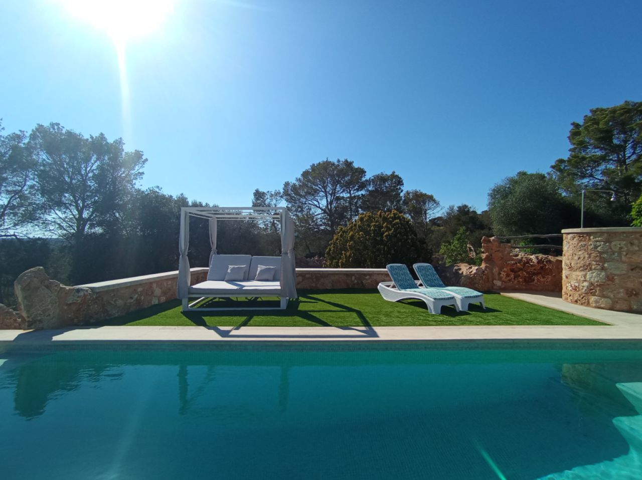 WINTER: Elegant and large finca with dream views and heating near Porreres --- F 36 WT