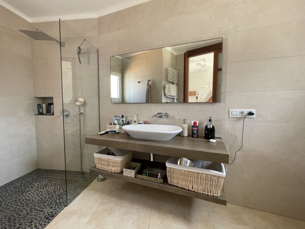 Winter: Elegantes Chalet mit Ölzentralheizung in 1. LInie der Küste von Portocolom --- CH 08 WT