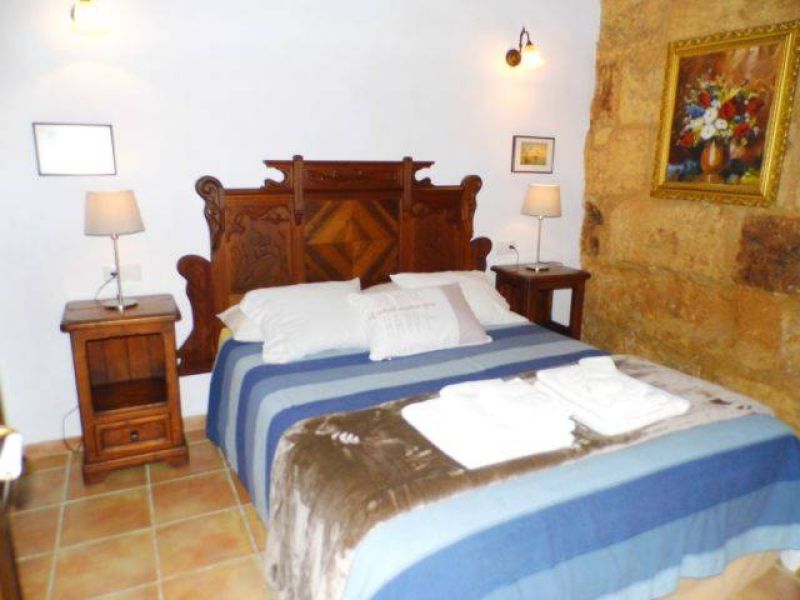 WINTER: Finca - AP with heating on an agroturismo plot near Manacor -- F 25 b