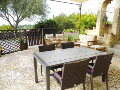 WINTER: Finca - AP with heating on an agroturismo plot near Manacor -- F 25 b