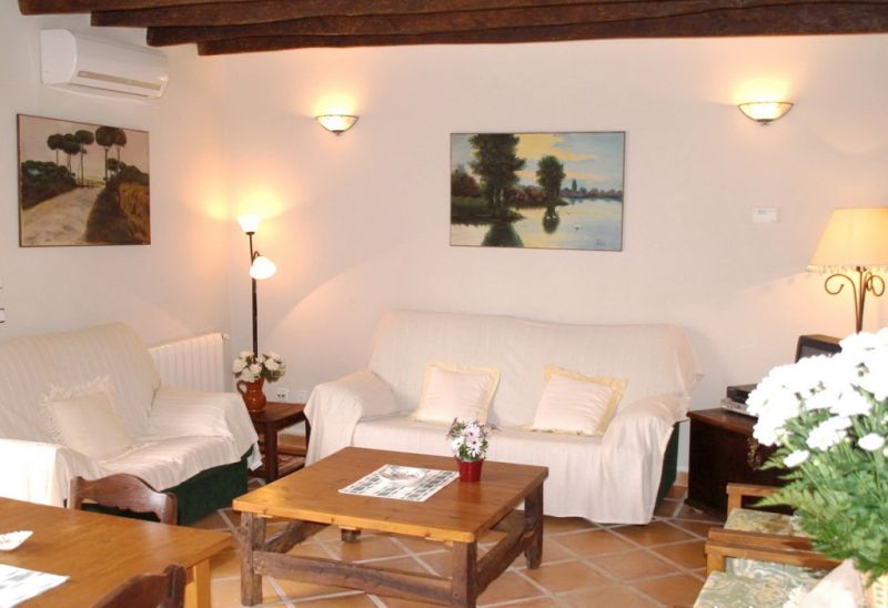 WINTER: Finca - AP with heating on an agroturismo plot near Manacor -- F 25 b