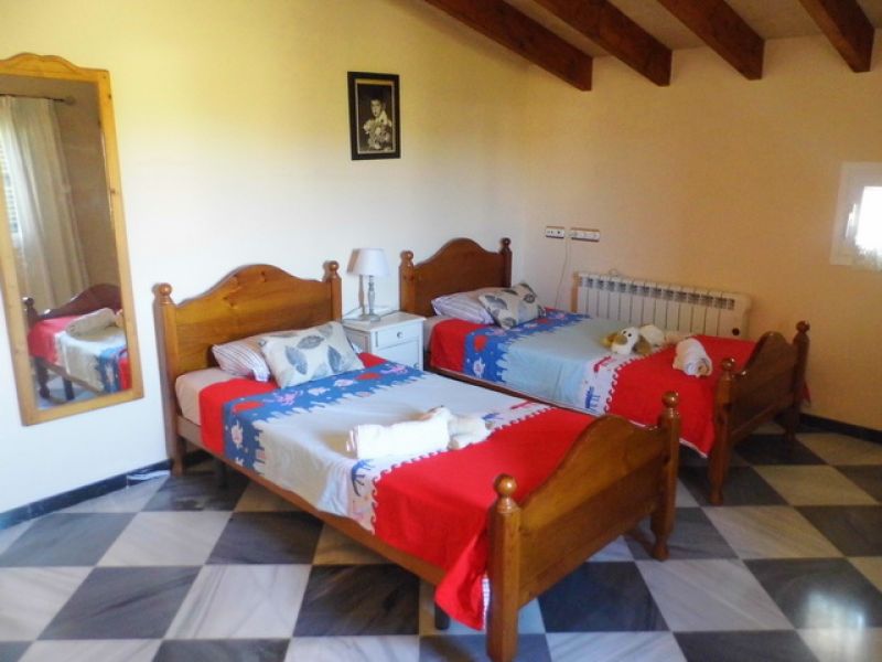 INVIERNO: Acogedora finca con calefacción, piscina en Cas Concos -- F 62 WT