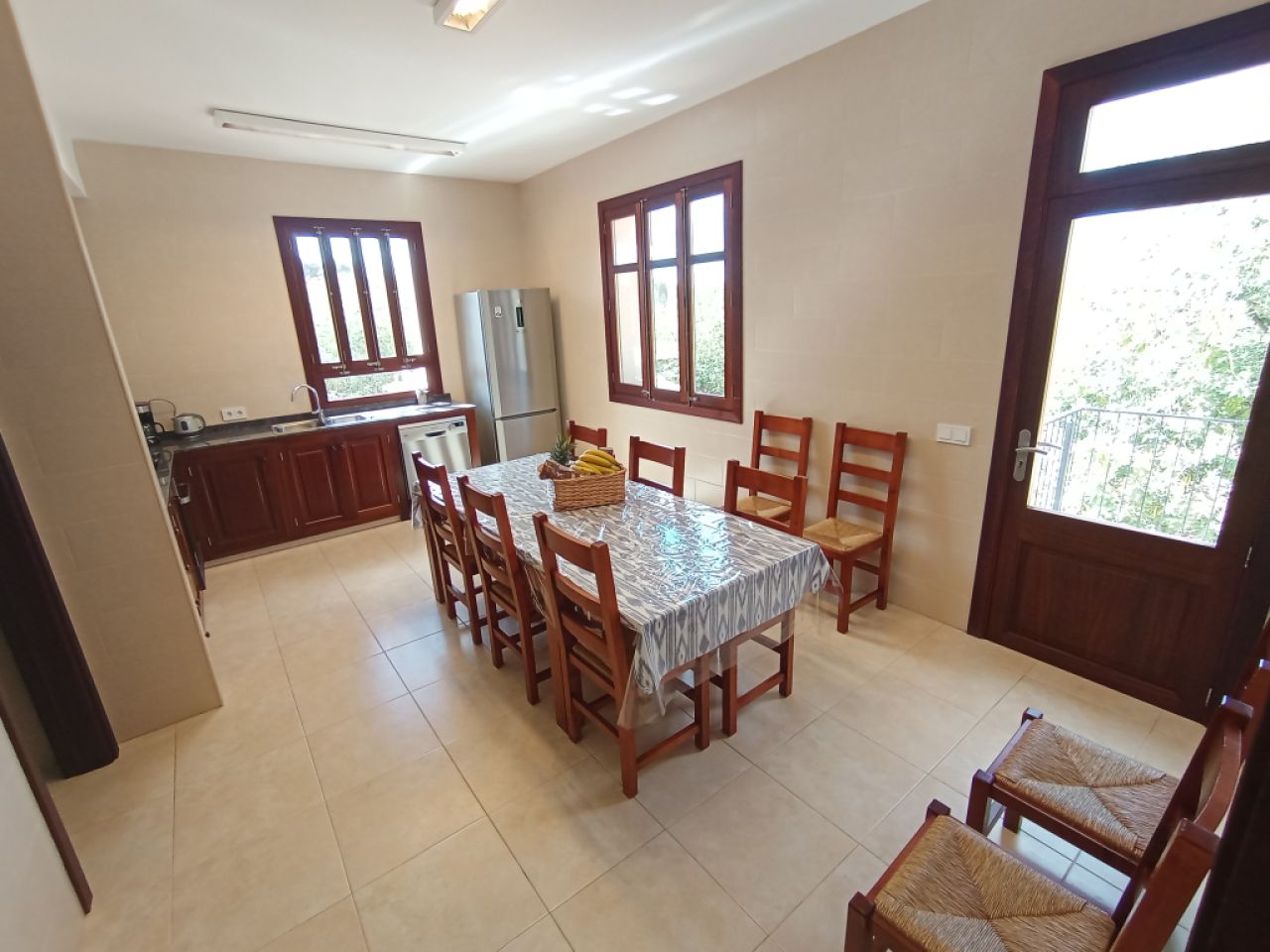 WINTER: Large finca with underfloor heating, pool and many extras near Campos -- F 27 WT