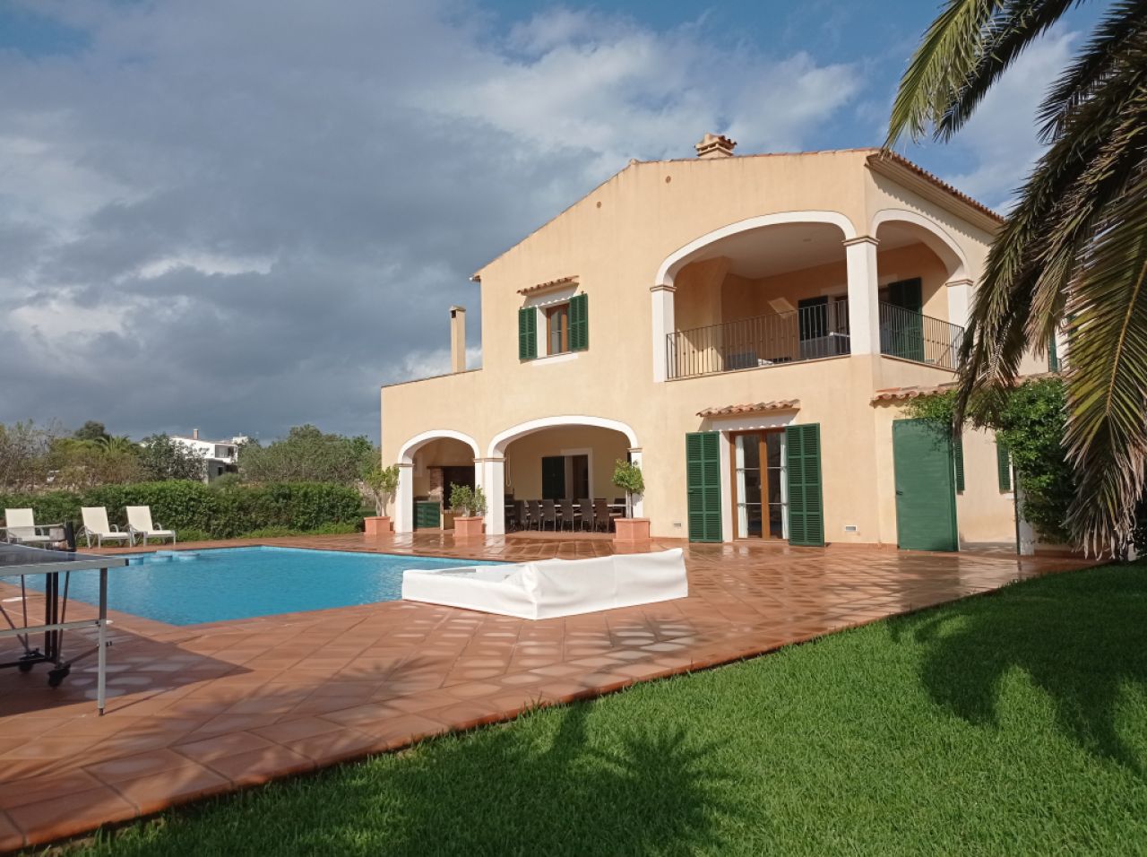 Winter: Large finca with heating, pool near S'Horta - Mallorca -- F 181 WT