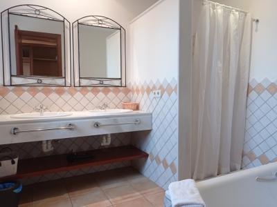 Invierno: Gran finca con calefacción, piscina cerca de S'Horta - Mallorca -- F 181 WT