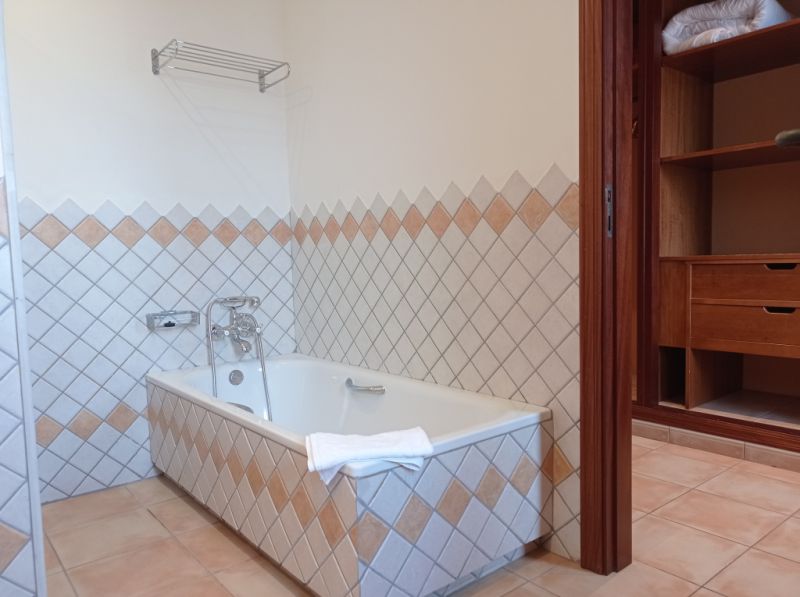 Invierno: Gran finca con calefacción, piscina cerca de S'Horta - Mallorca -- F 181 WT