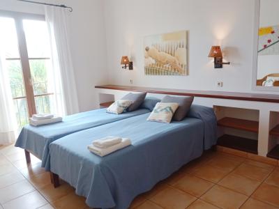 Invierno: Gran finca con calefacción, piscina cerca de S'Horta - Mallorca -- F 181 WT