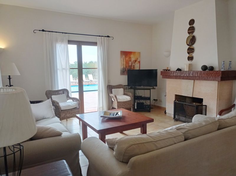 Invierno: Gran finca con calefacción, piscina cerca de S'Horta - Mallorca -- F 181 WT
