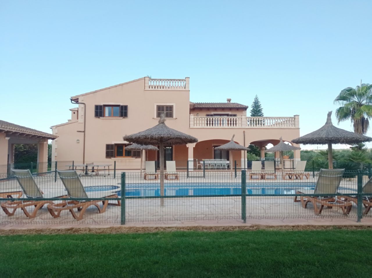 Winter: Grosse Finca mit Heizung, Pool und BBQ zwischen Ses Salines und Colonia St. Jordi -- F 37 WT