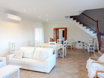 Winter: Grosse Finca mit Heizung, Pool und BBQ zwischen Ses Salines und Colonia St. Jordi -- F 37 WT