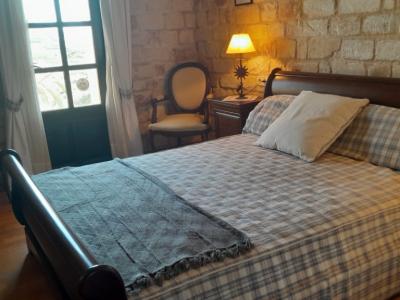 Winter: Grosse Finca mit traumhaftem Garten  bei Ses Salines -- F  63 WT