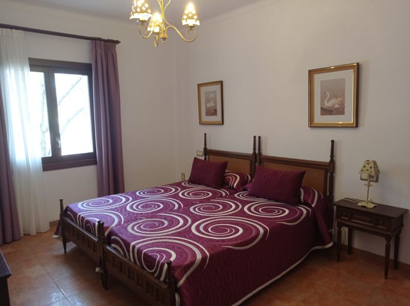 WINTER: Impressive finca with pool, heating and beautiful views -- F 02 WT