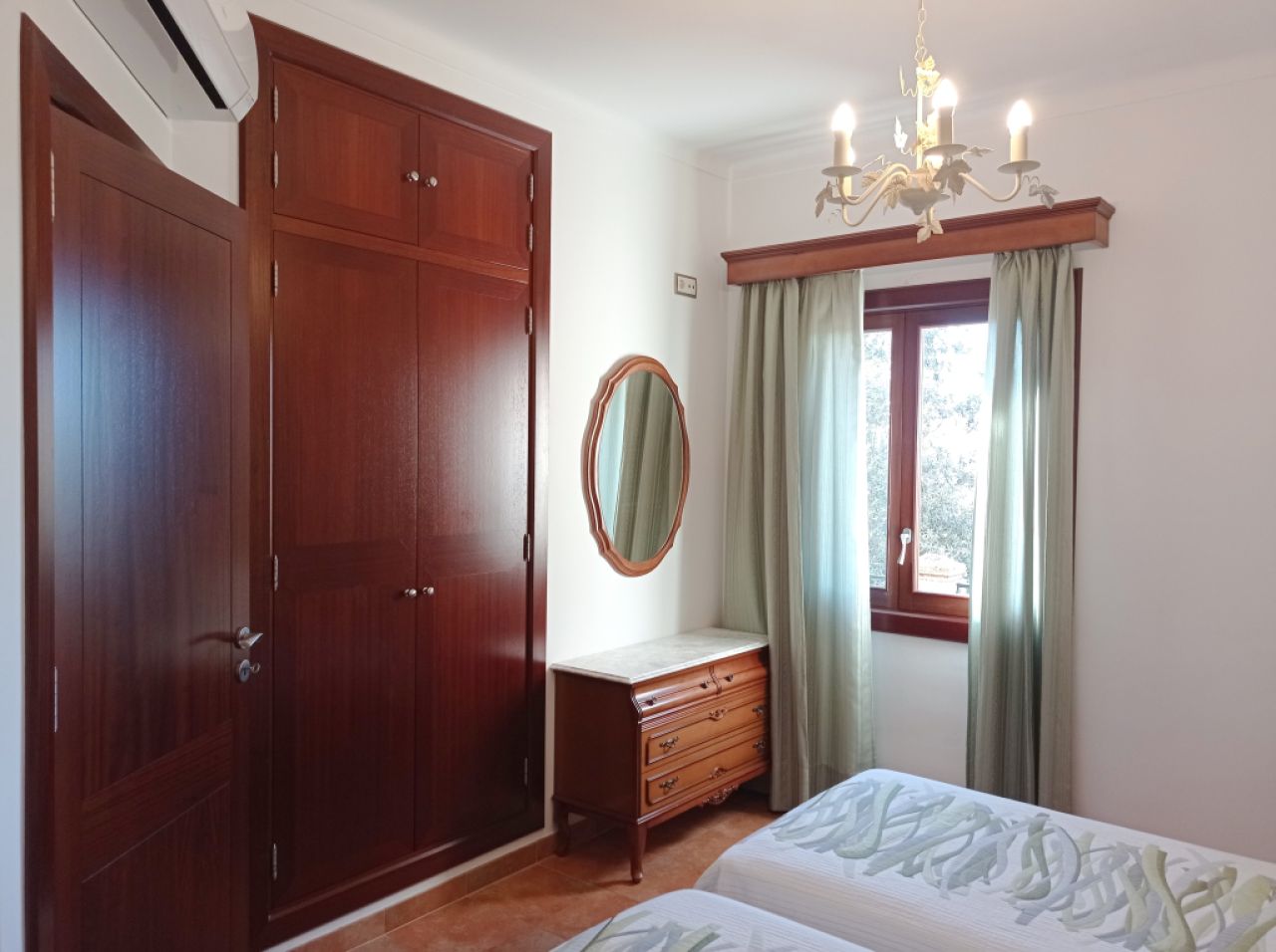 WINTER: Impressive finca with pool, heating and beautiful views -- F 02 WT