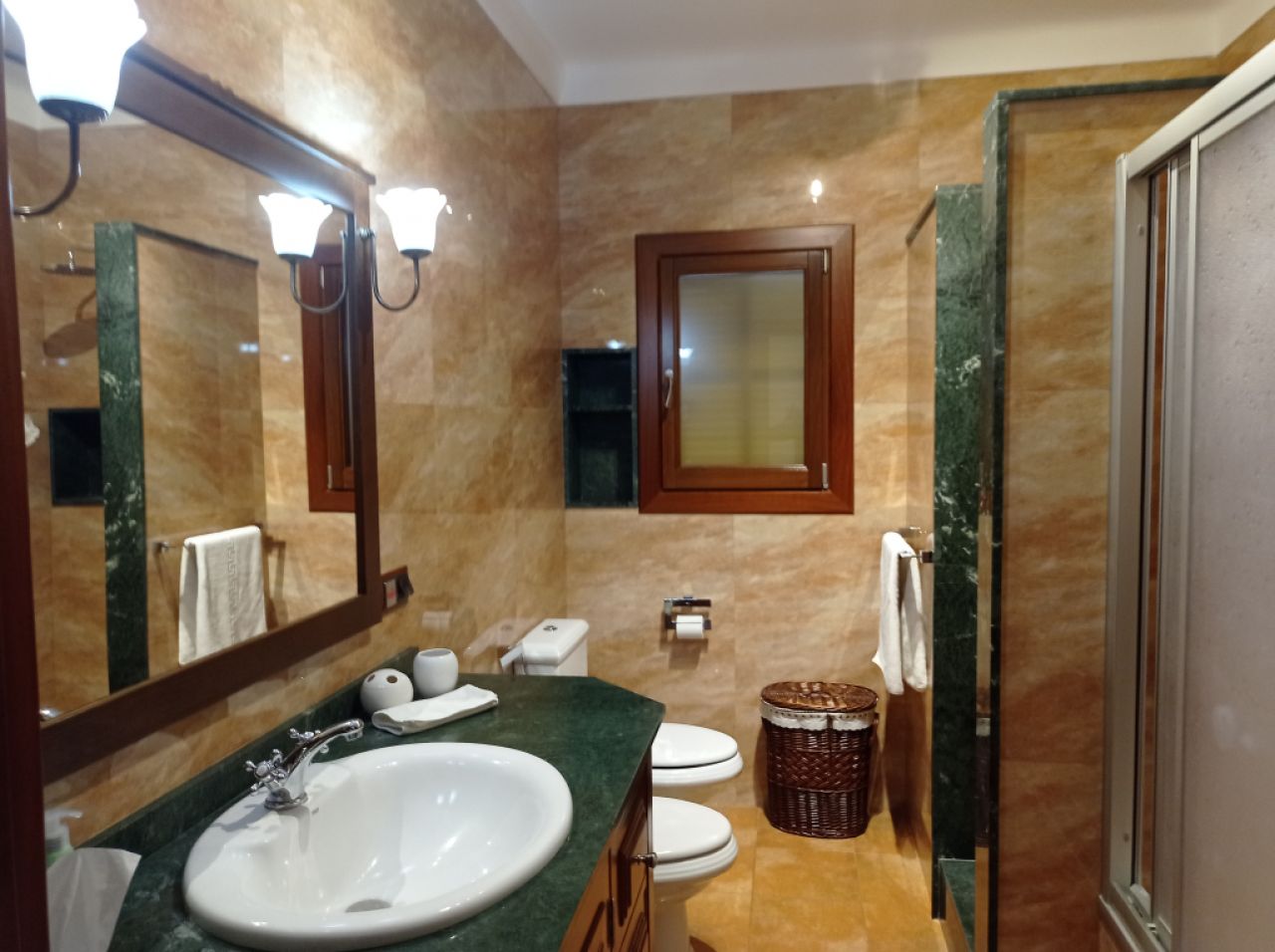 WINTER: Impressive finca with pool, heating and beautiful views -- F 02 WT