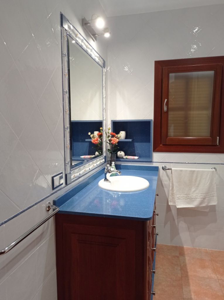 WINTER: Impressive finca with pool, heating and beautiful views -- F 02 WT