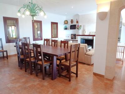 WINTER: Impressive finca with pool, heating and beautiful views -- F 02 WT