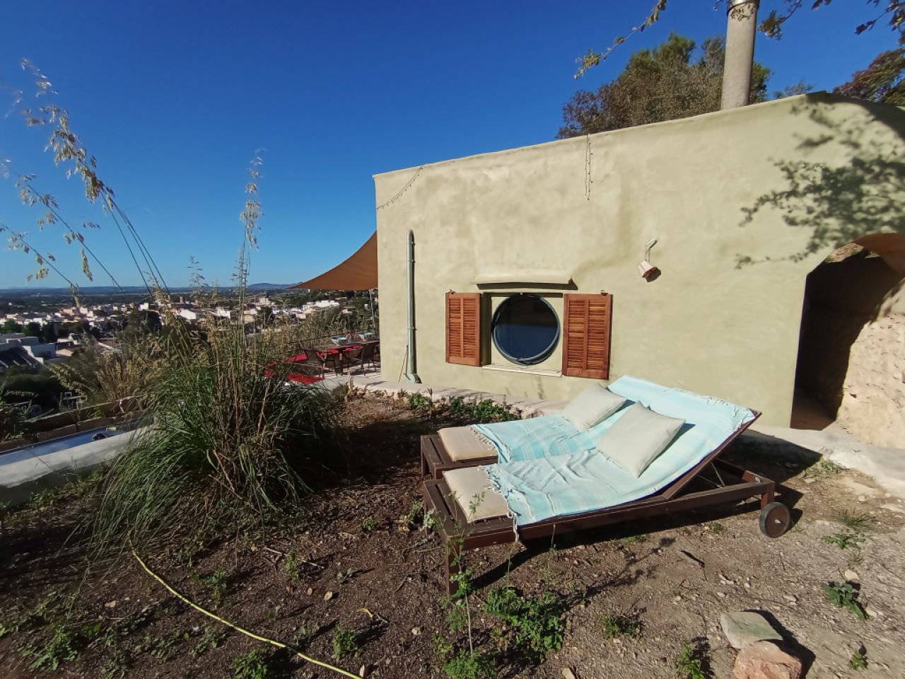 WINTER: Small cottage in the mountains near Felanitx --- C 11 WT