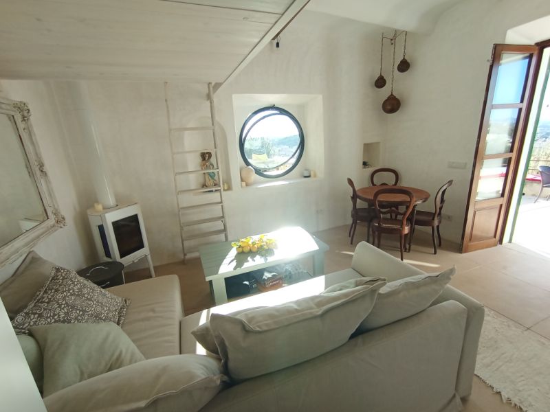 WINTER: Small cottage in the mountains near Felanitx --- C 11 WT