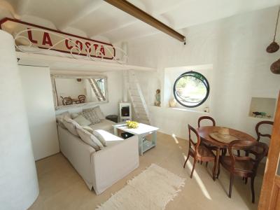 WINTER: Small cottage in the mountains near Felanitx --- C 11 WT