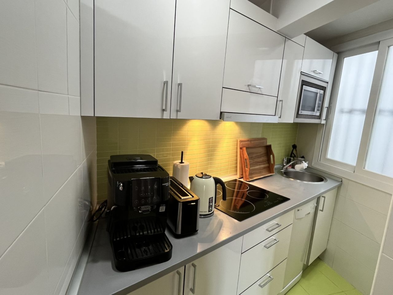 Winter: Komfortable Wohnung mit Teilmeerblick in 2. Line der Küste von Portixol-- AP 33 WT