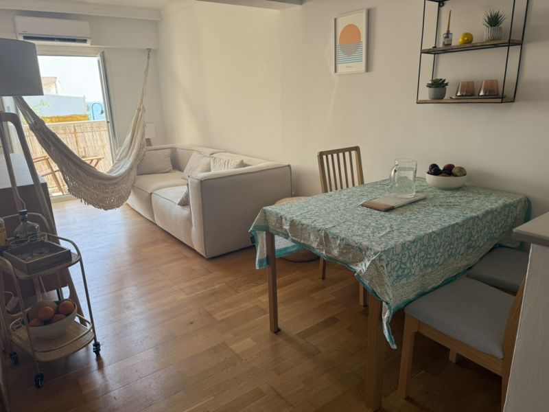 Winter: Komfortable Wohnung mit Teilmeerblick in 2. Line der Küste von Portixol-- AP 33 WT