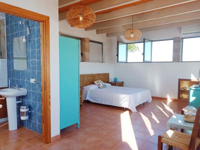 WINTER: Moderne Finca mit Heizung bei Ses Covetes - Es Trenc --- F 38 WT