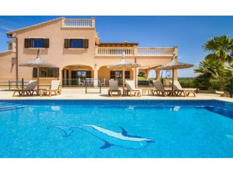 WINTER: Moderne und grosse Finca mit Pool bei Ses Salines -- F 37 WT