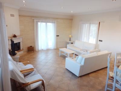 WINTER: Moderne und grosse Finca mit Pool bei Ses Salines -- F 37 WT