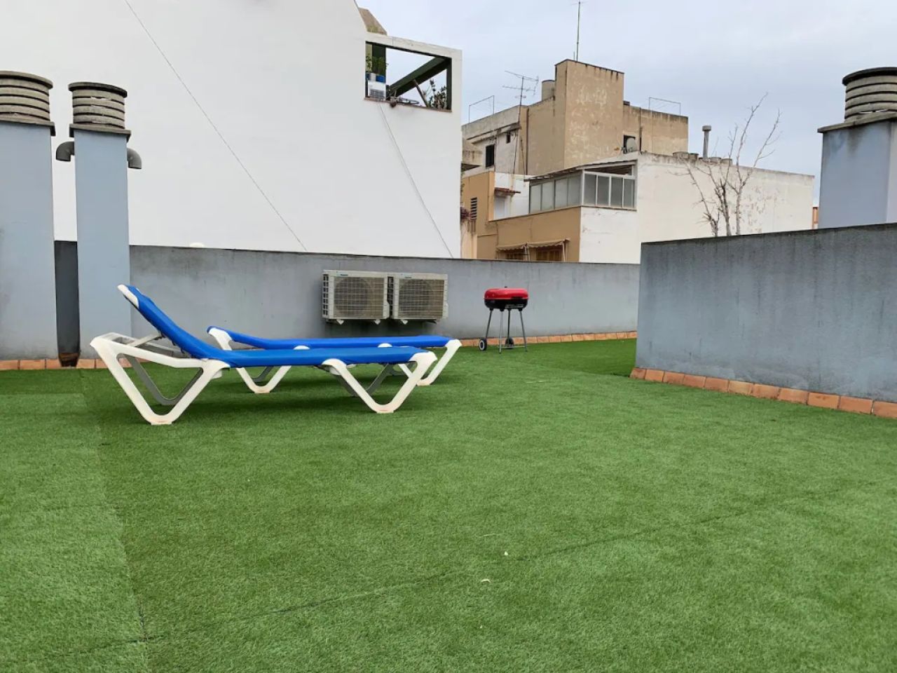WINTER: Moderne und neu ausgebaute  Wohnung mit Dachterrasse in Palma --- AP 12 WT