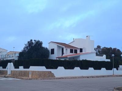 WINTER: Modernes 2 Etagenchalet mit AC, Pool in ruhiger Lage von Estanyol - CH 25 WT