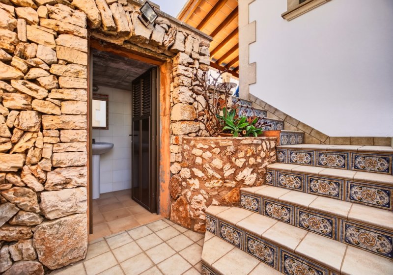Winter: Modernes 2 Etagenchalet mit AC, Pool und Garage in Porto Colom -- CH 02 WT