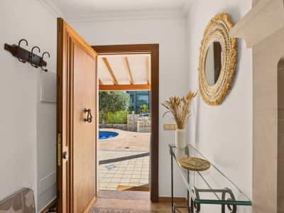 Winter: Modernes 2 Etagenchalet mit AC, Pool und Garage in Porto Colom -- CH 02 WT