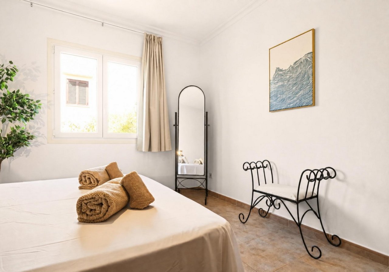 Winter: Modernes 2 Etagenchalet mit AC, Pool und Garage in Porto Colom -- CH 02 WT