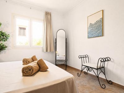 Winter: Modernes 2 Etagenchalet mit AC, Pool und Garage in Porto Colom -- CH 02 WT