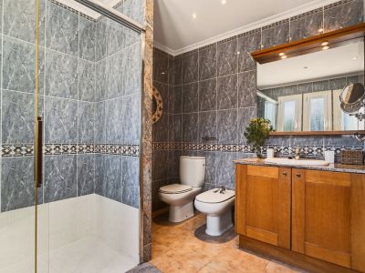 Winter: Modernes 2 Etagenchalet mit AC, Pool und Garage in Porto Colom -- CH 02 WT