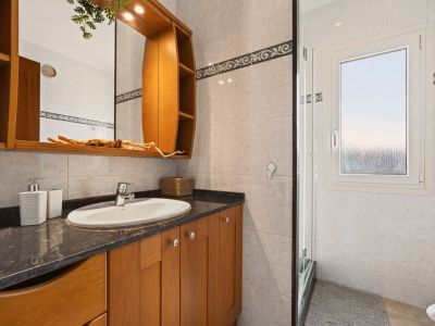 Winter: Modernes 2 Etagenchalet mit AC, Pool und Garage in Porto Colom -- CH 02 WT