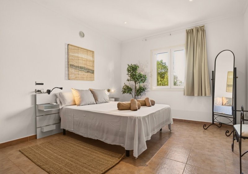 Winter: Modernes 2 Etagenchalet mit AC, Pool und Garage in Porto Colom -- CH 02 WT