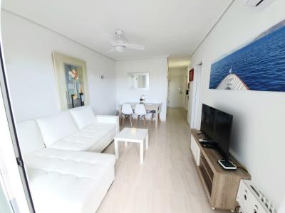 WINTER: Modernes Ap mit Gemeinschaftspool und Tennisplatz am Hafen von Alcudia --- AP 24 WT