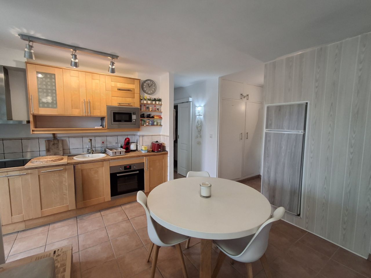 Winter: Modernes Apartment in 3 Etage mit Teilhafenmeerblick in Colonia St. Jordi -- AP 08 WT