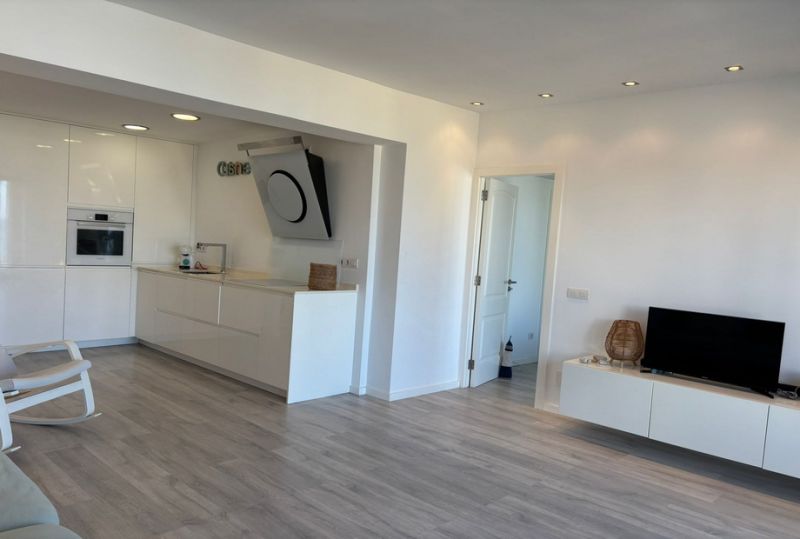 Winter: Modern apartment with partial sea view and AC in Can Picafort -- AP 15 WT