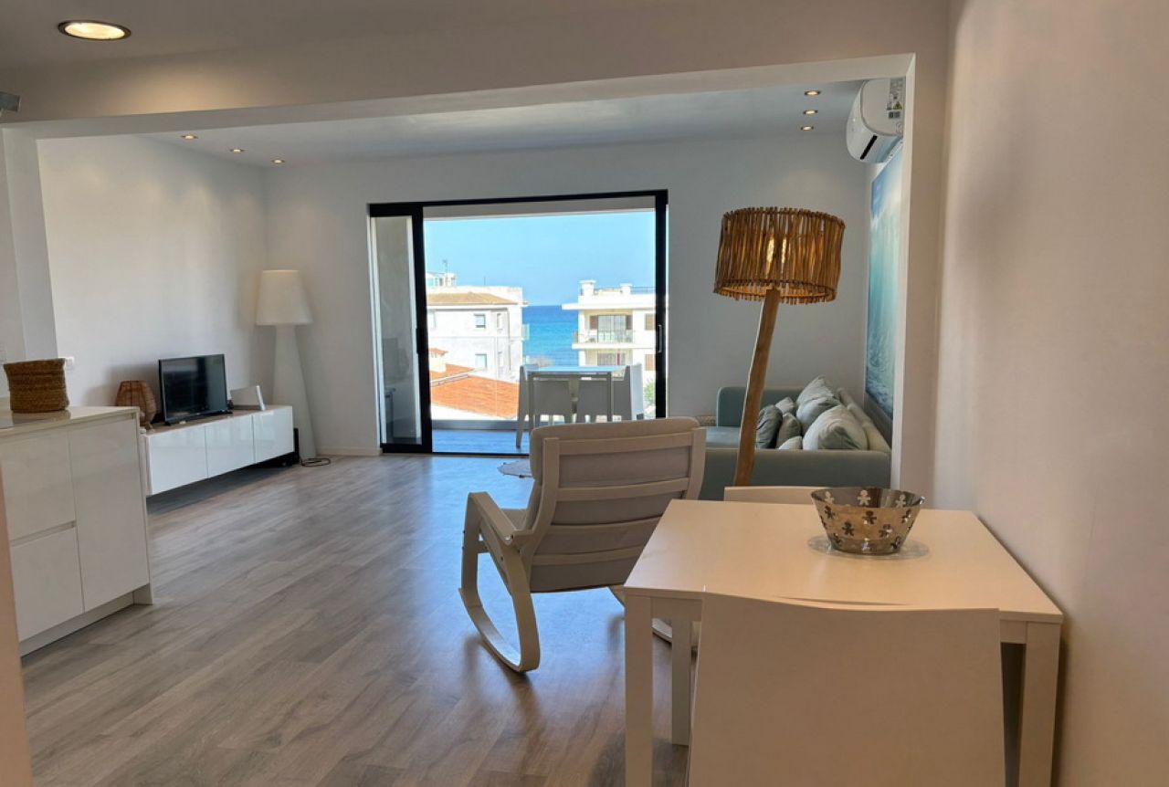 Winter: Modern apartment with partial sea view and AC in Can Picafort -- AP 15 WT