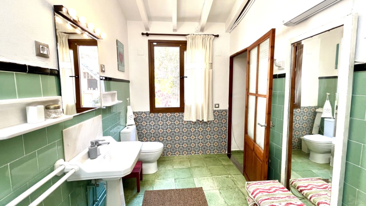 WINTER: Ground floor village house with courtyard near the harbour of Colonia St Jordi -- DH 01 WT