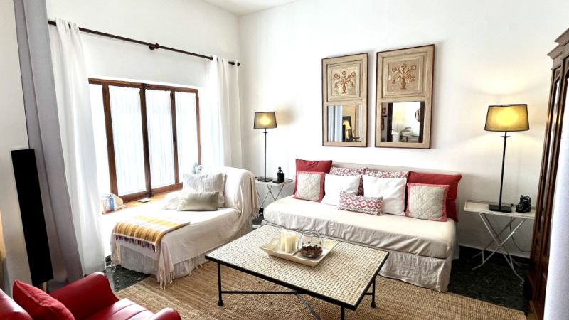 WINTER: Ground floor village house with courtyard near the harbour of Colonia St Jordi -- DH 01 WT