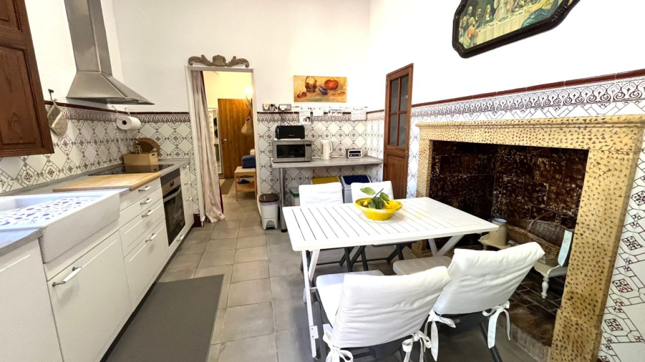 WINTER: Ground floor village house with courtyard near the harbour of Colonia St Jordi -- DH 01 WT