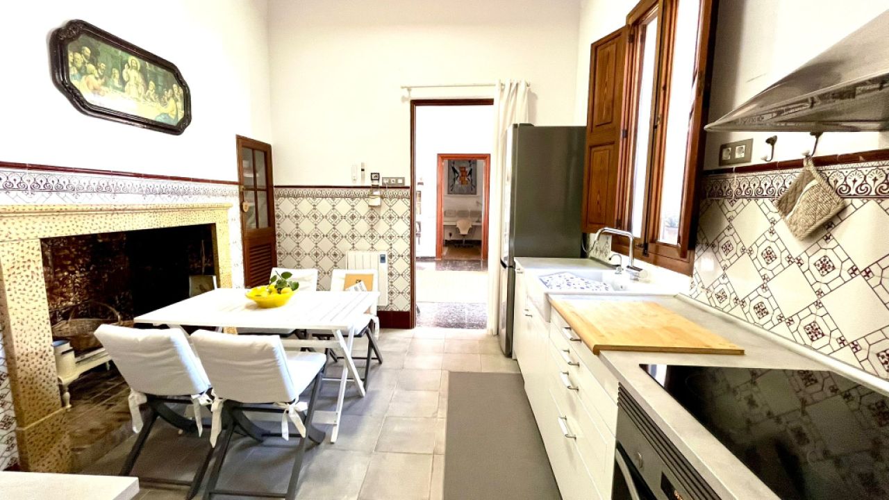 WINTER: Ground floor village house with courtyard near the harbour of Colonia St Jordi -- DH 01 WT